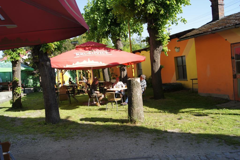 Penzion Modrý Jelen Vidnava Esterno foto