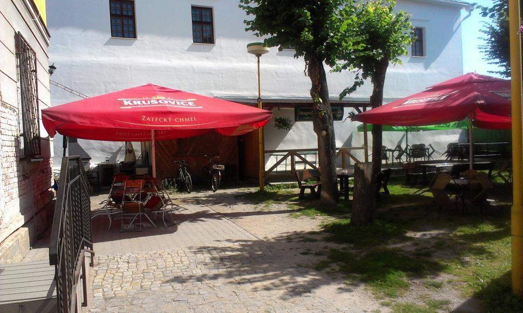 Penzion Modrý Jelen Vidnava Esterno foto